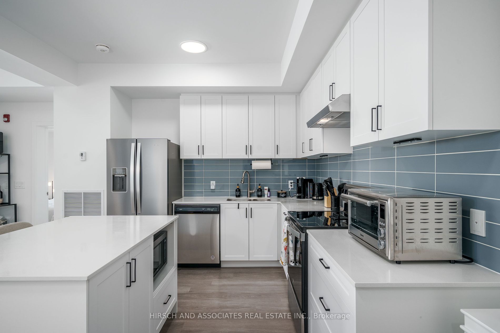 19B West Street N, #306