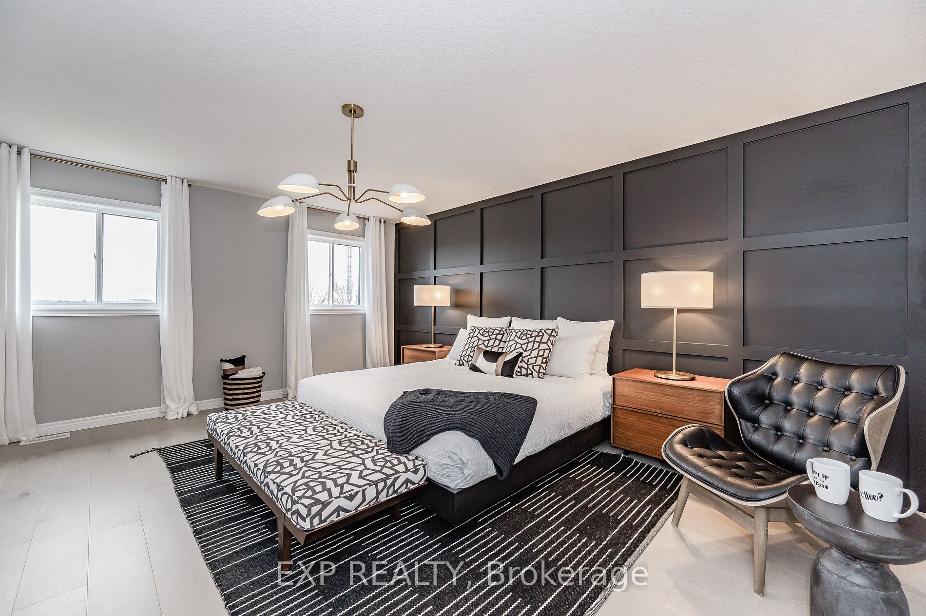 300 Grange Rd E
