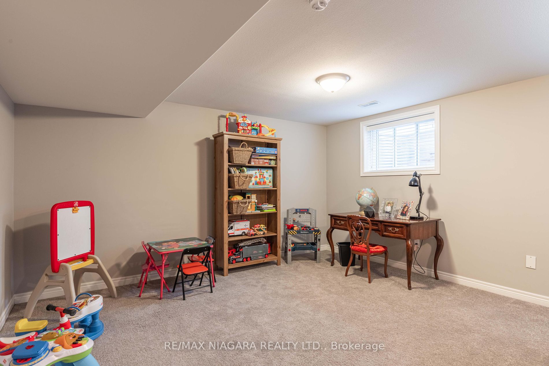 12 Silverwood Avenue