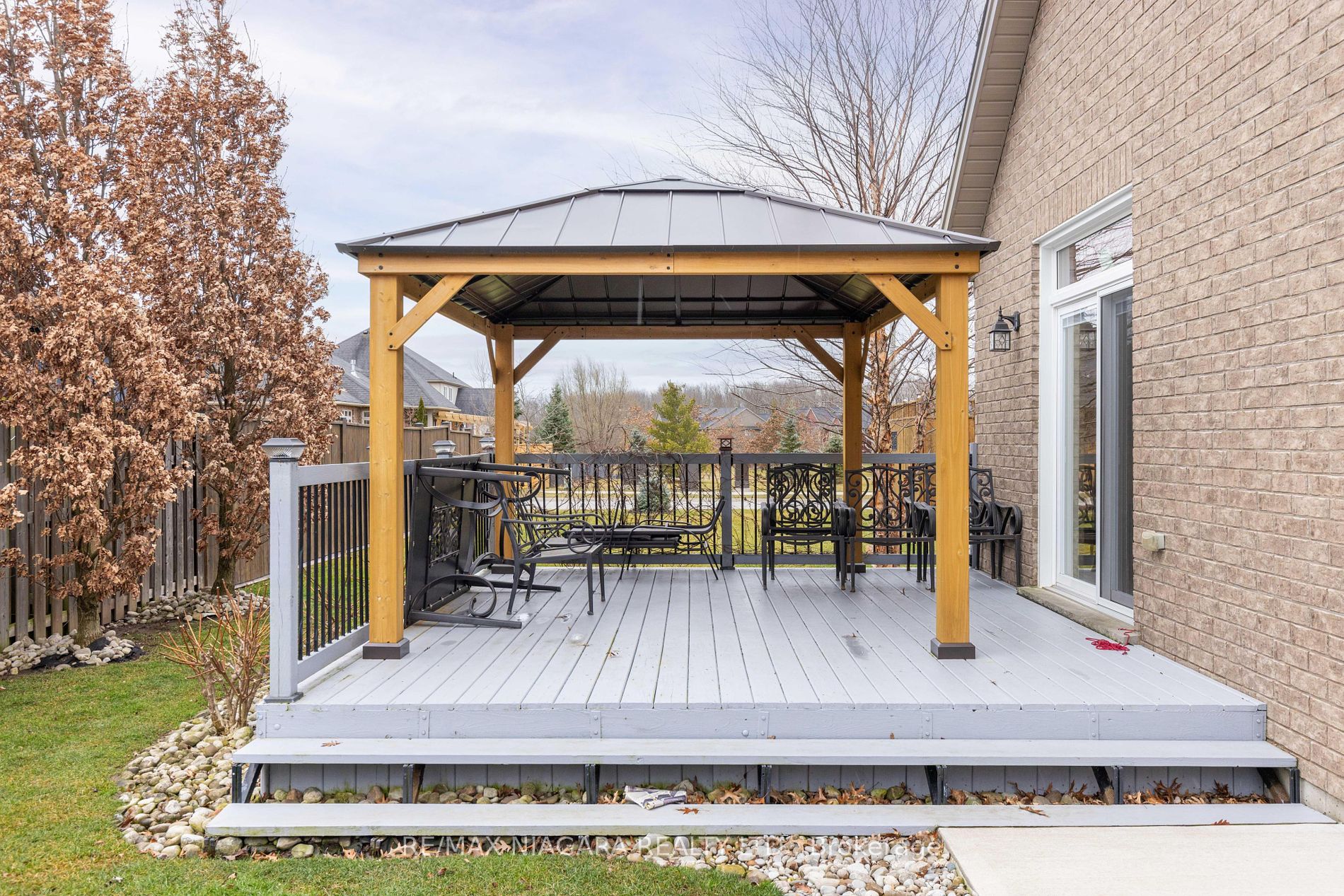 12 Silverwood Avenue