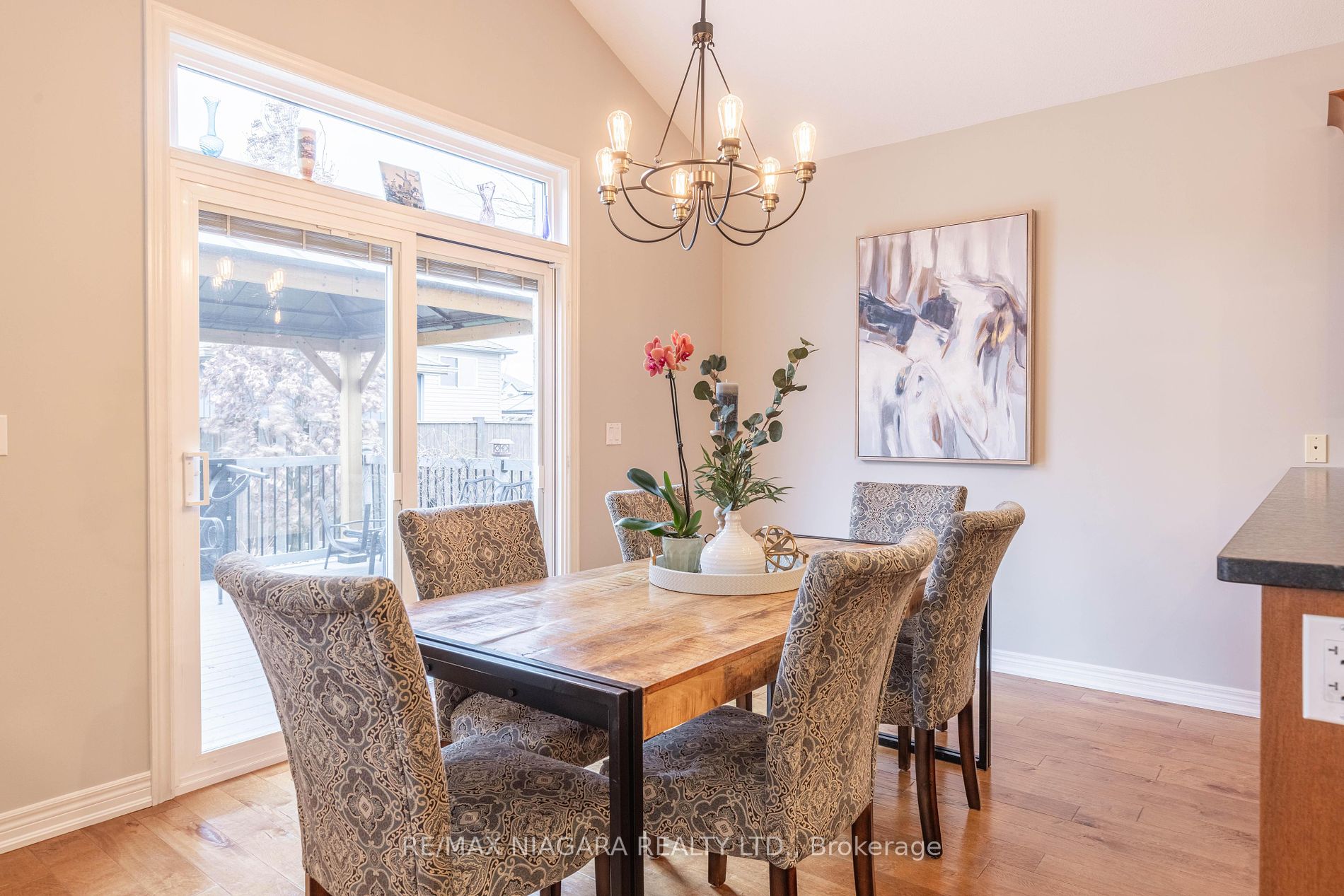 12 Silverwood Avenue