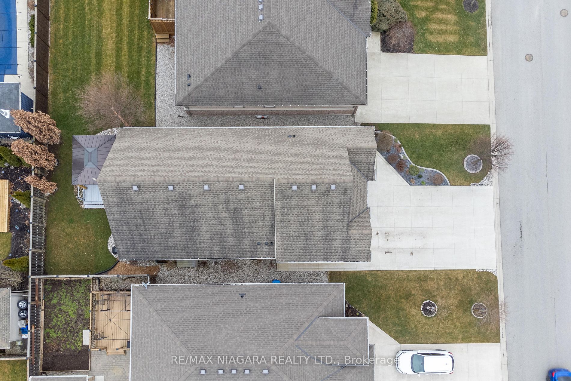 12 Silverwood Avenue