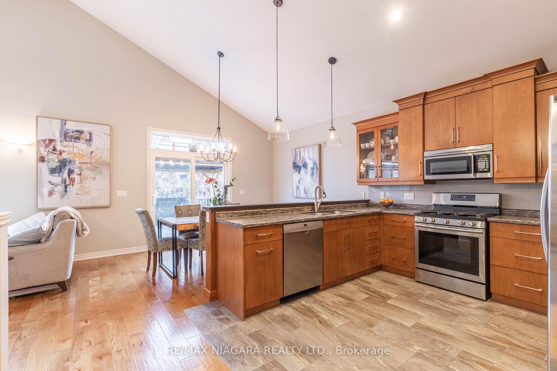 12 Silverwood Avenue