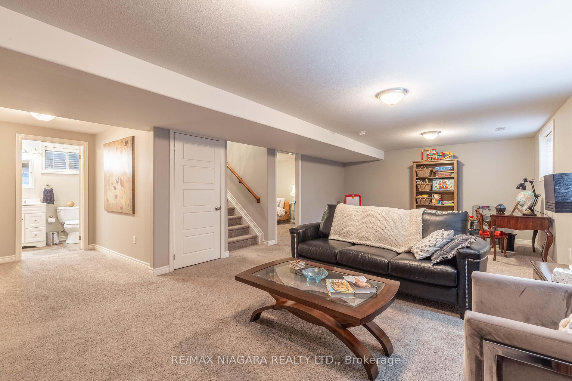 12 Silverwood Avenue