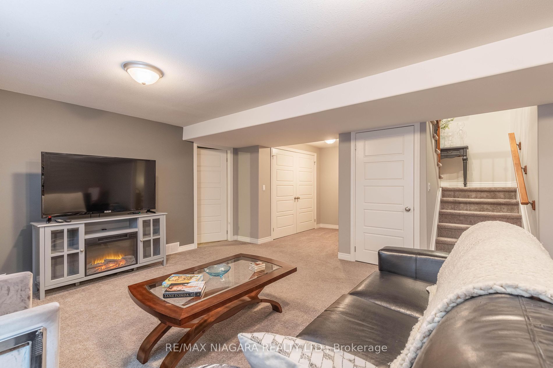 12 Silverwood Avenue