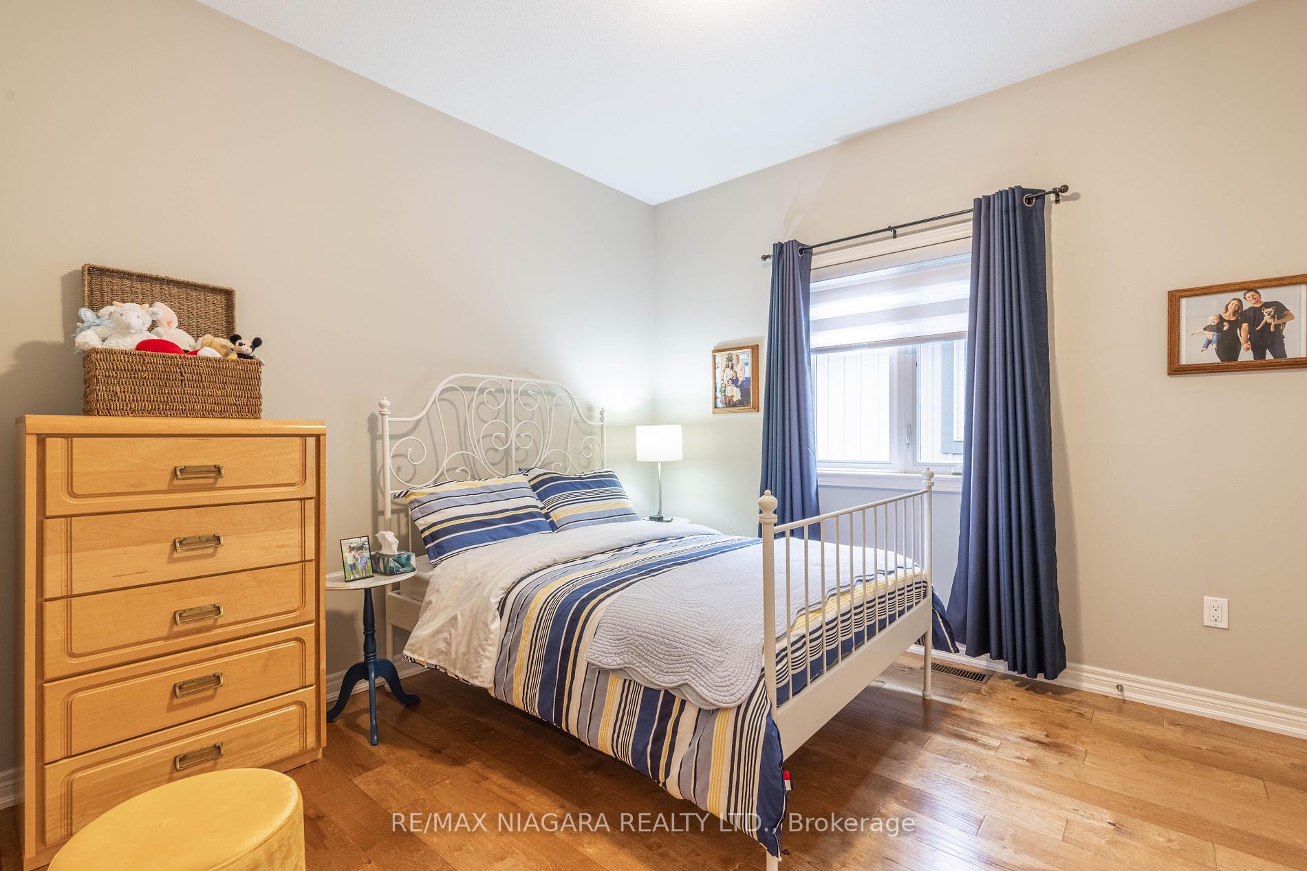 12 Silverwood Avenue