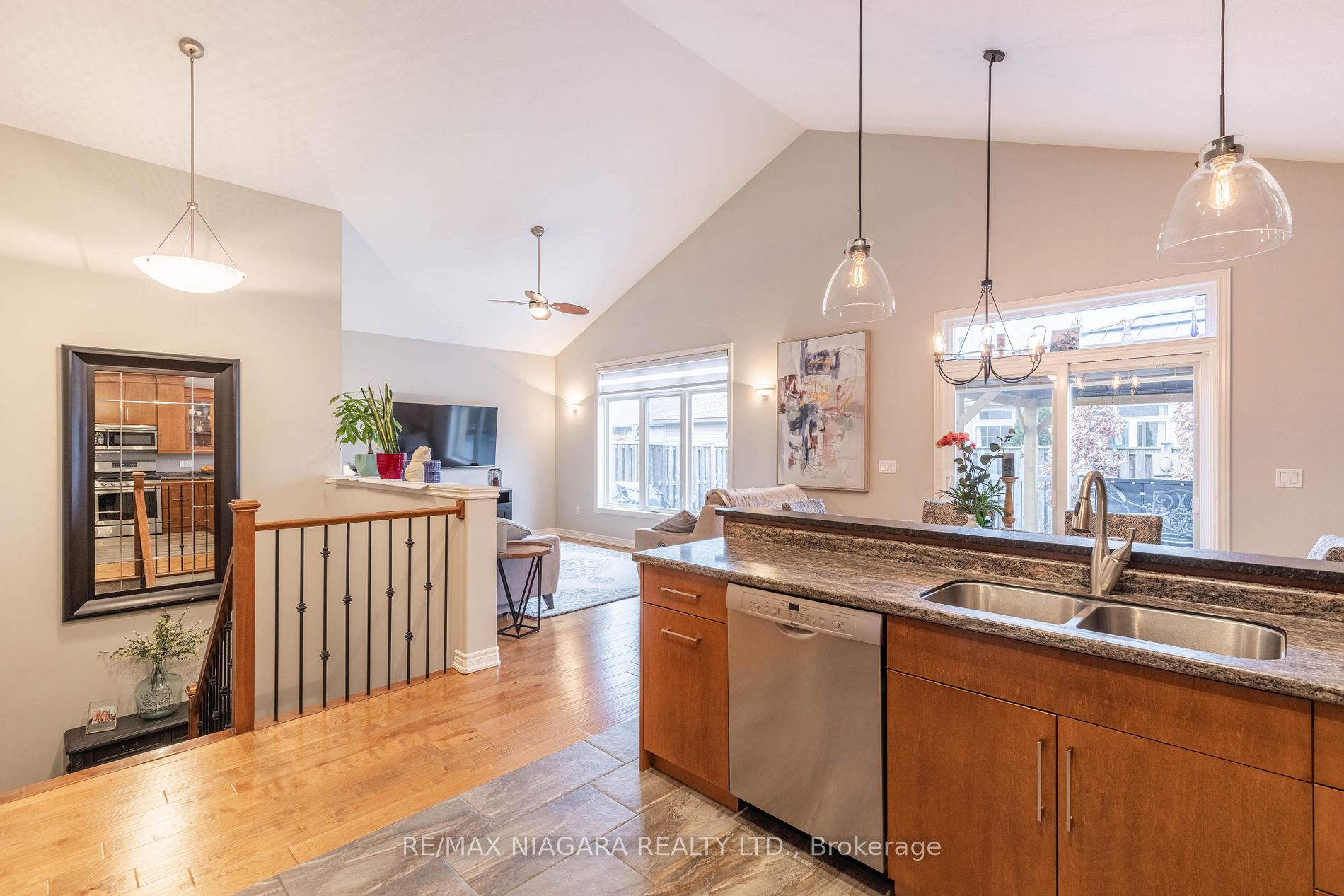 12 Silverwood Avenue
