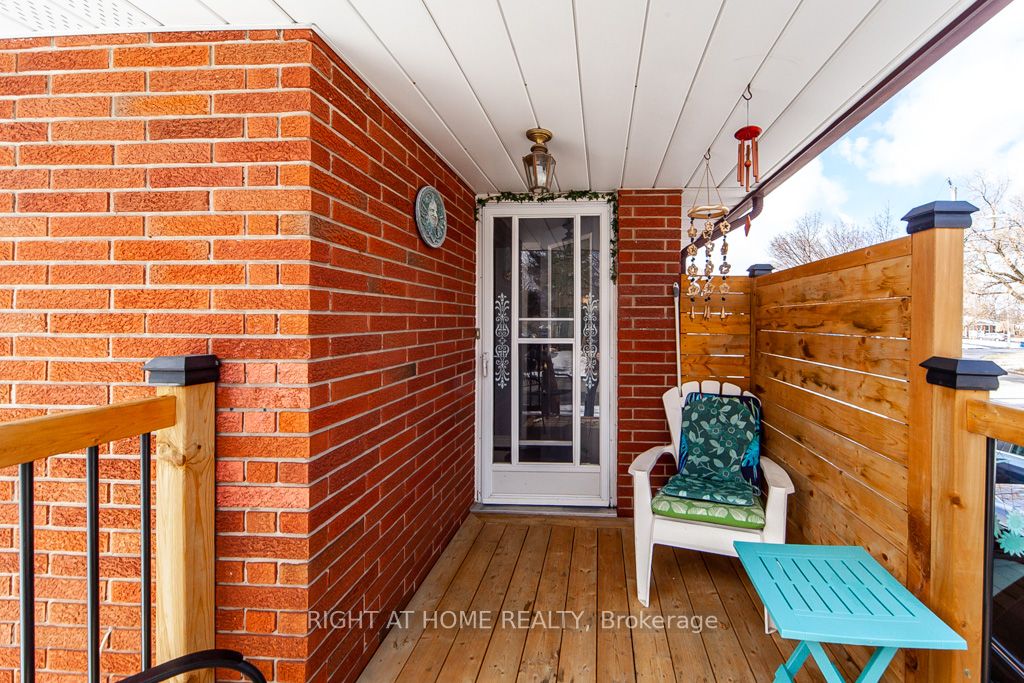 37 Allan Drive
