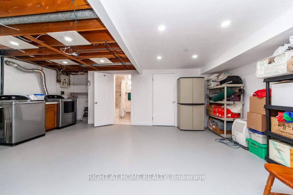 37 Allan Drive
