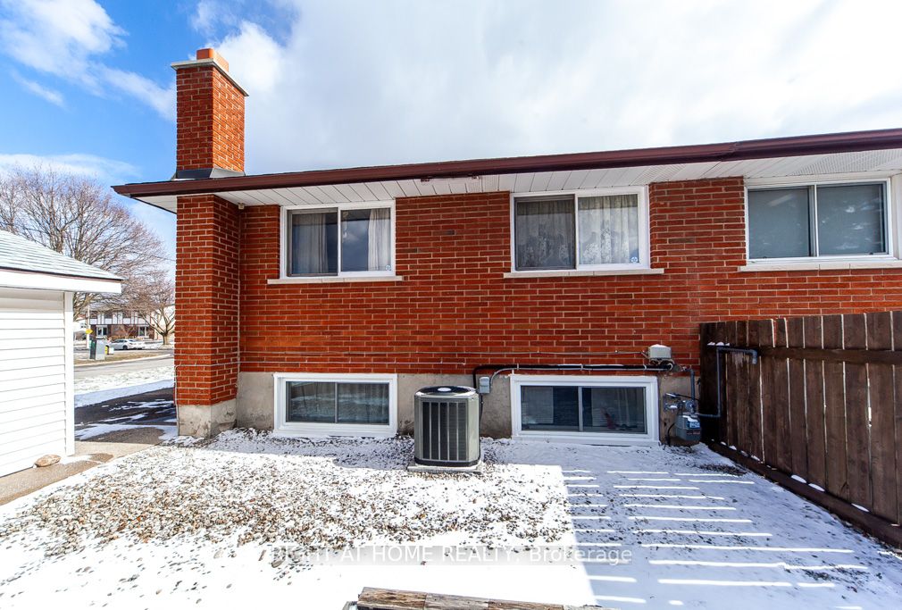 37 Allan Drive