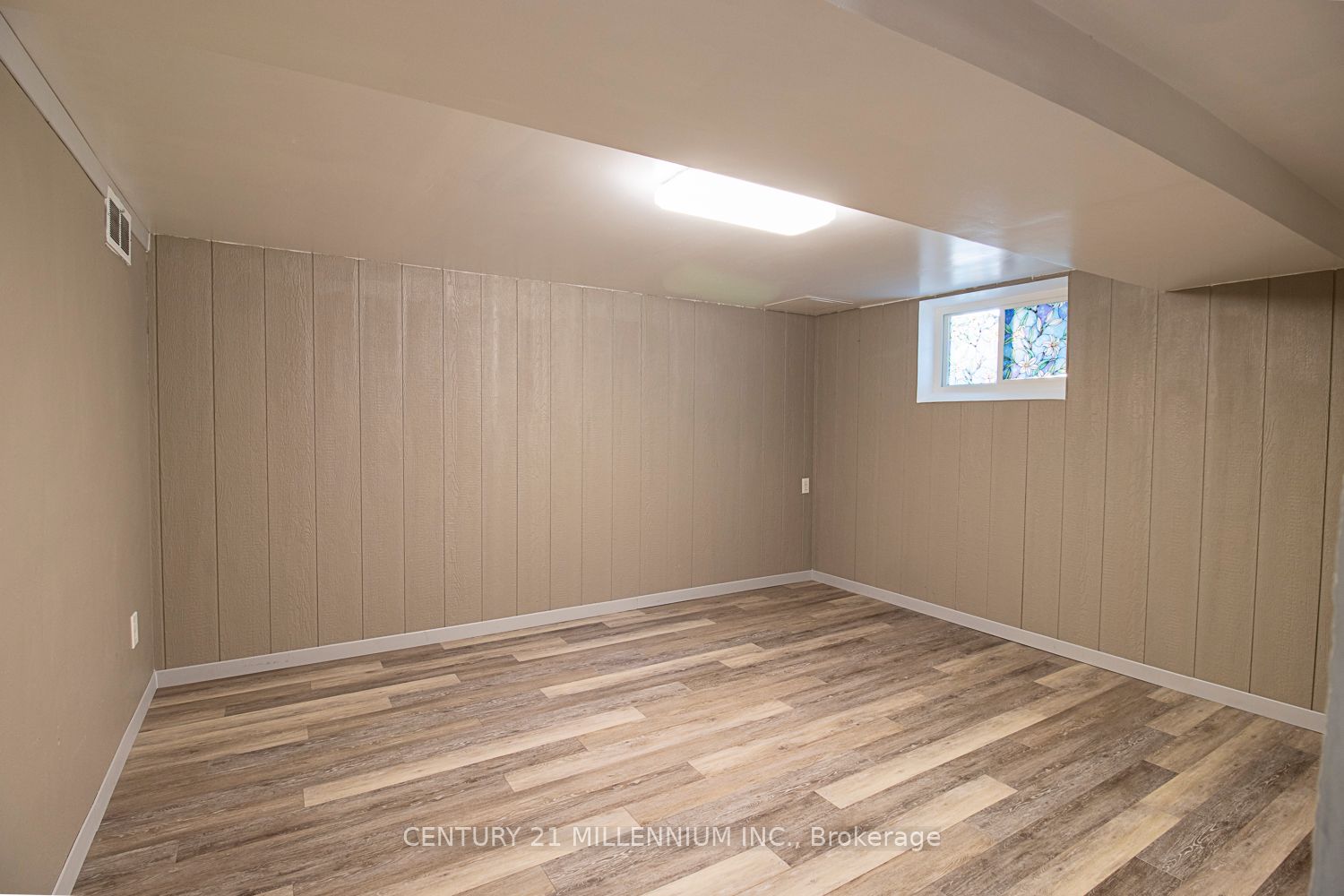 265 Andrew St