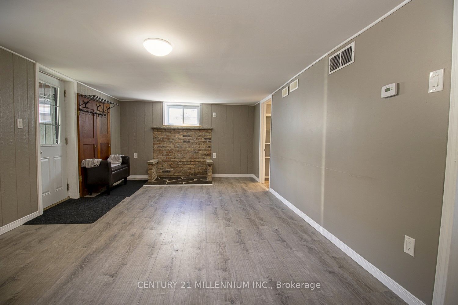 265 Andrew St