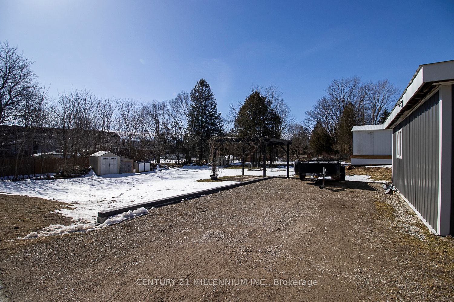 265 Andrew St