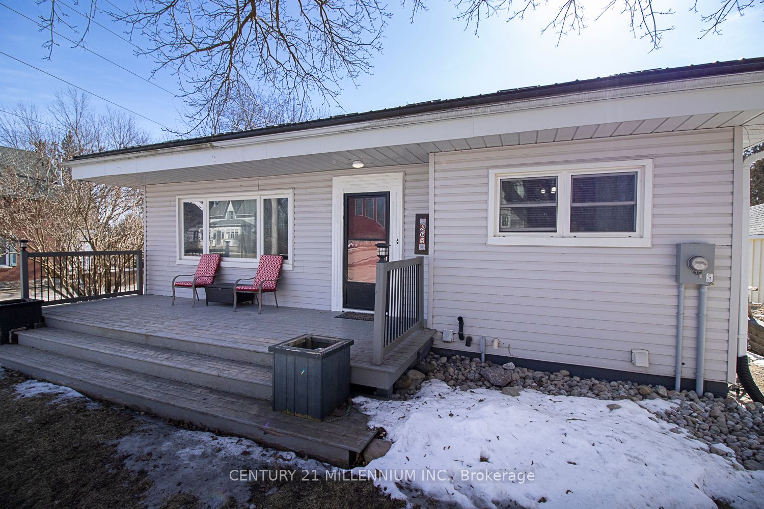 265 Andrew St