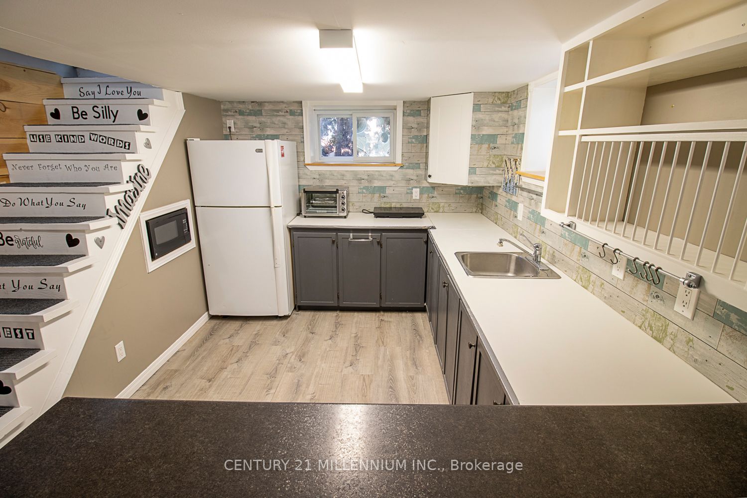 265 Andrew St