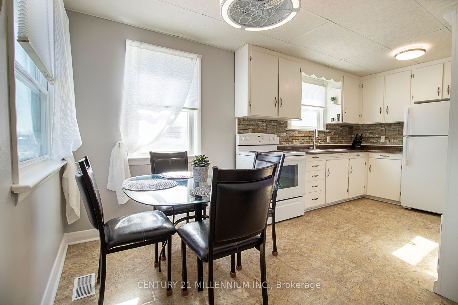 265 Andrew St