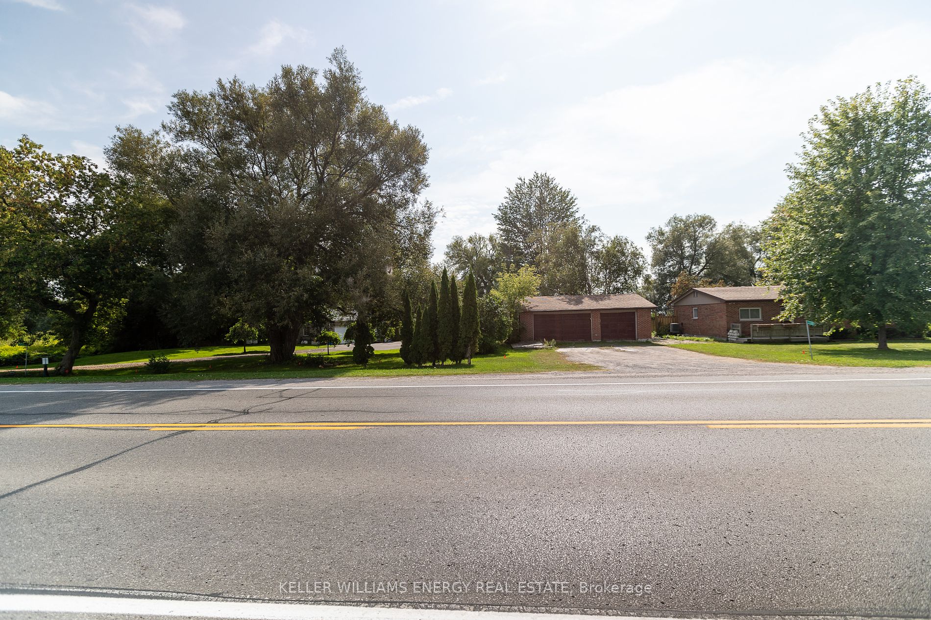 00 Loyalist Pkwy