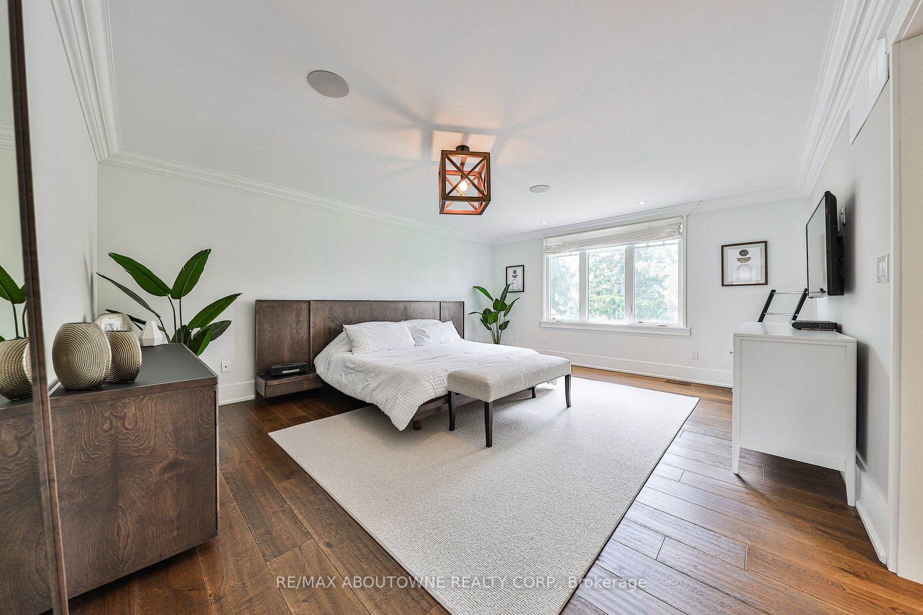 51 Central Drive