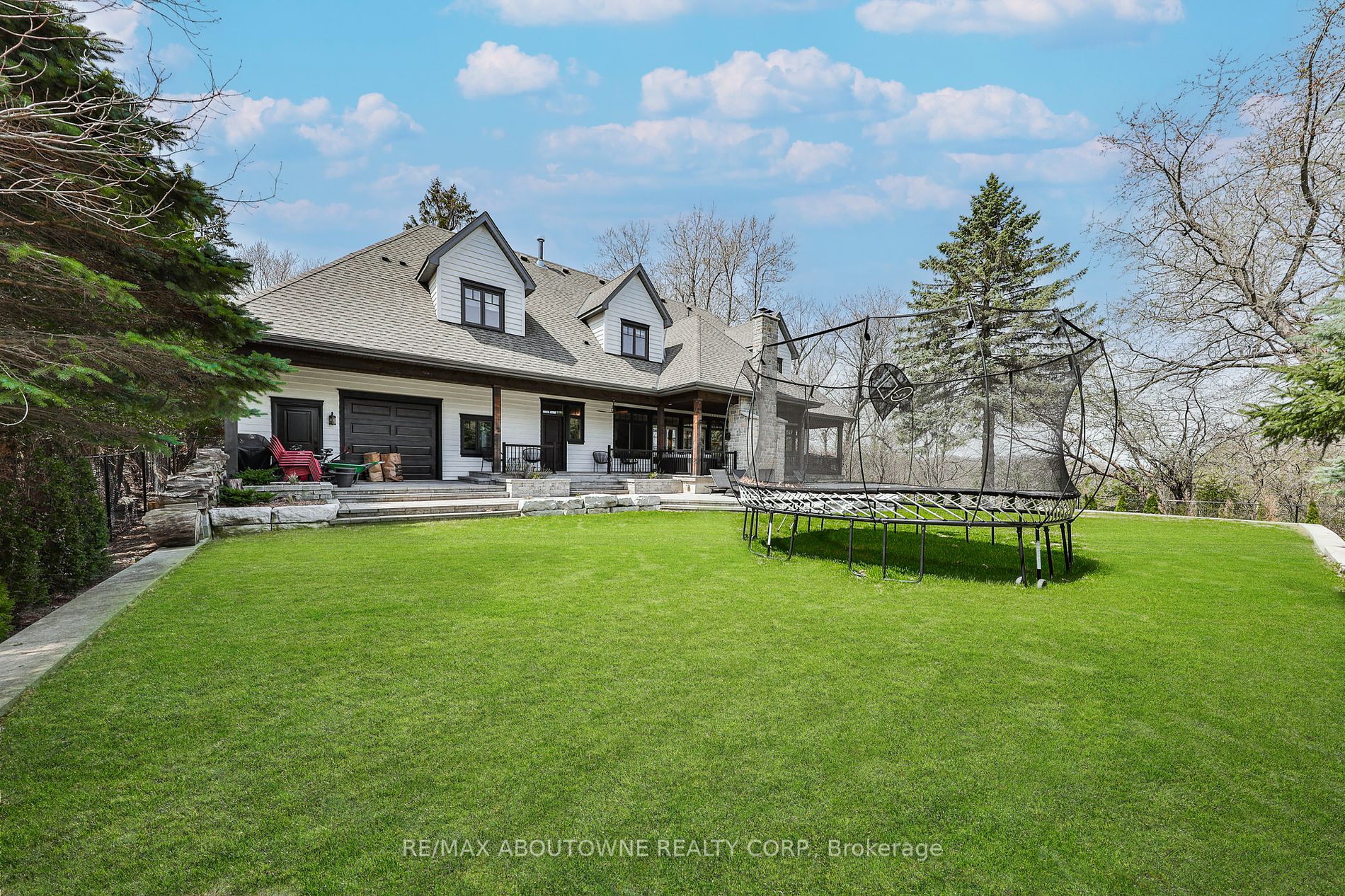 51 Central Drive