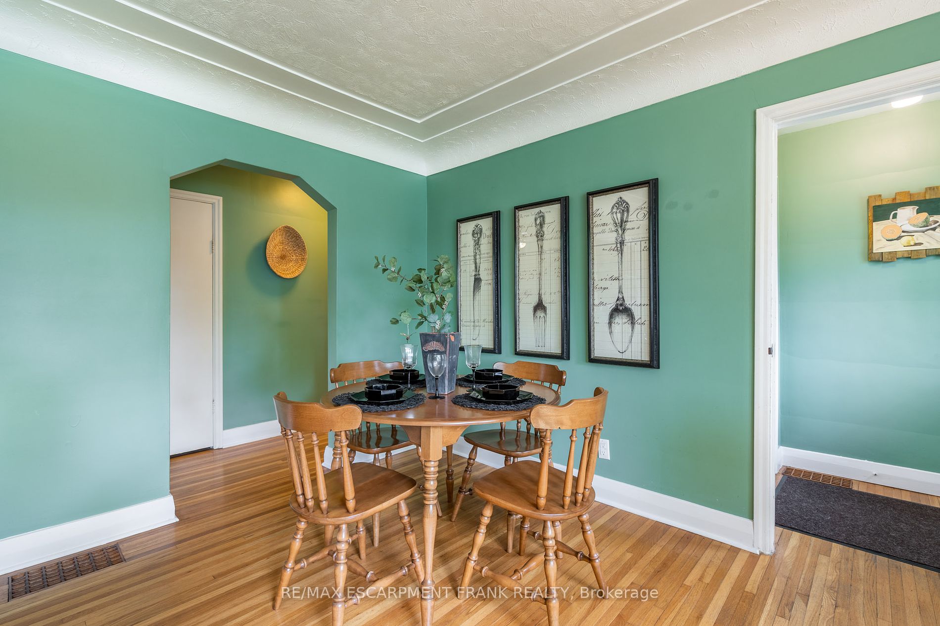 195 West 19th St