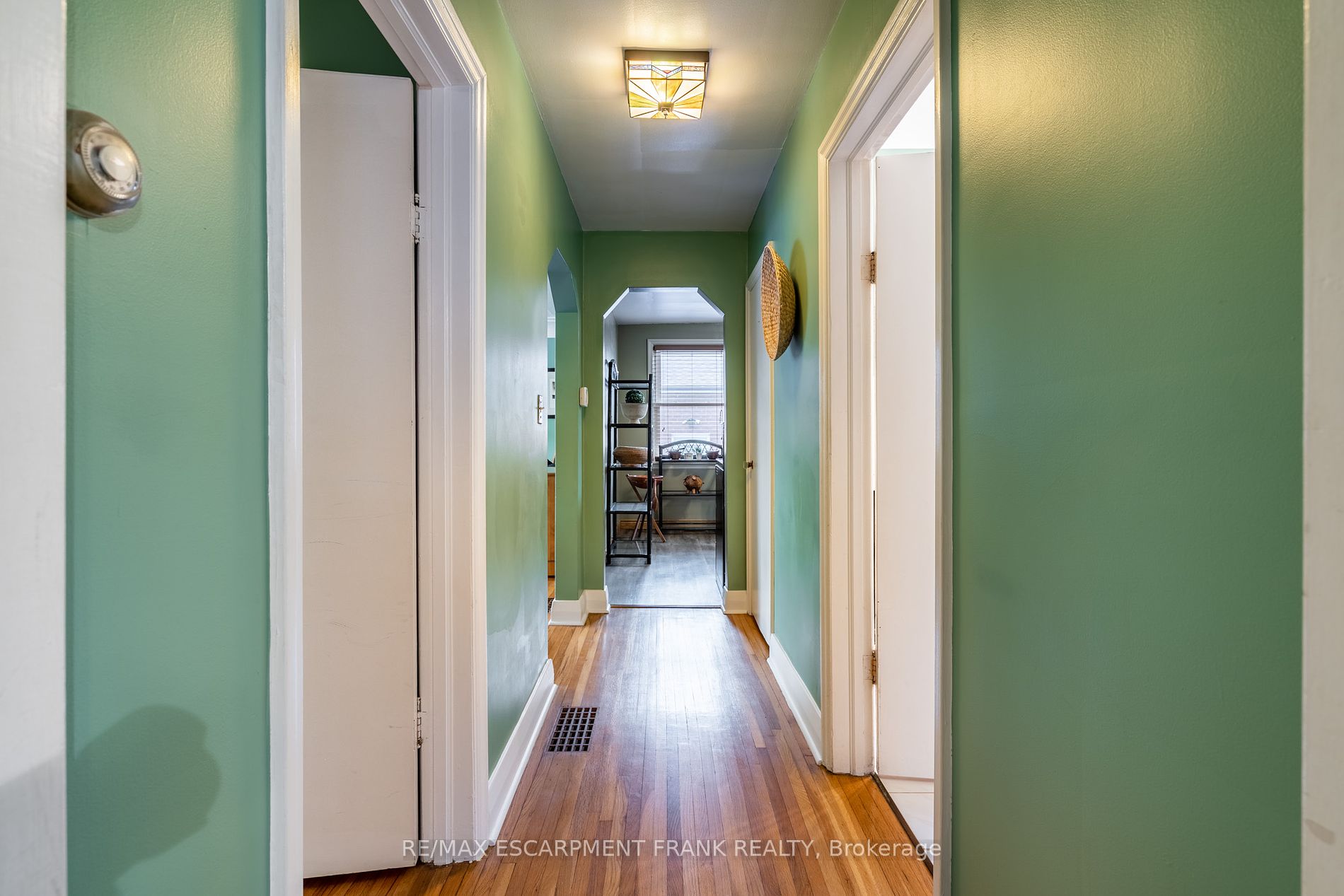 195 West 19th St