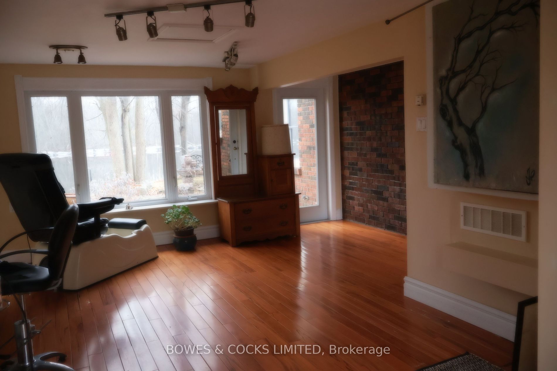 509 Riverside Drive
