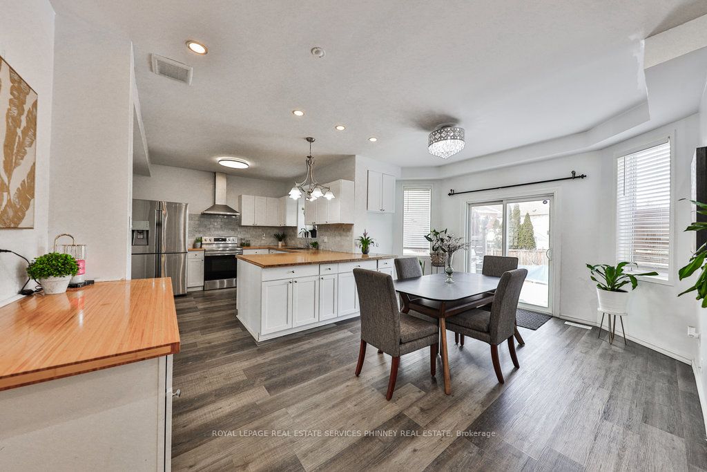 183 Valmont Crt