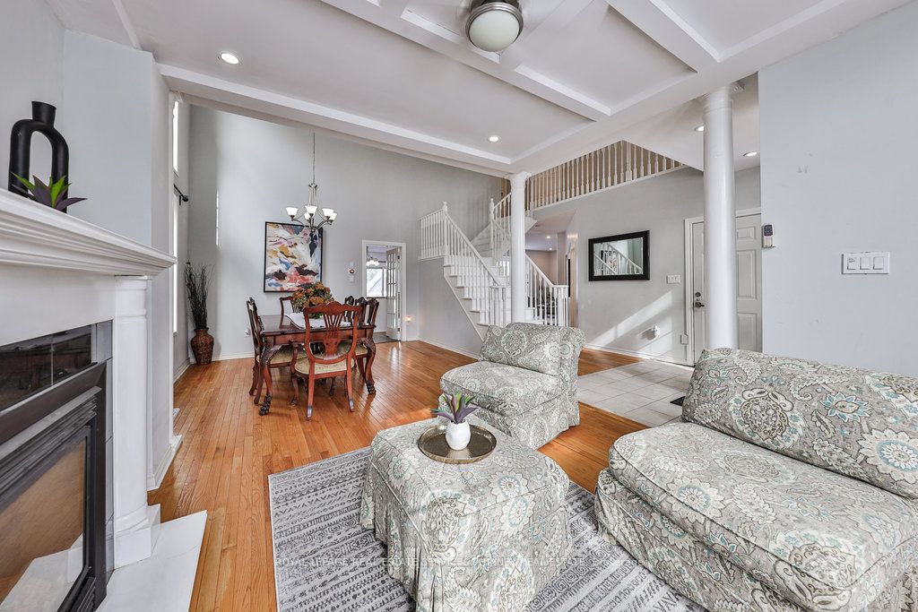 183 Valmont Crt