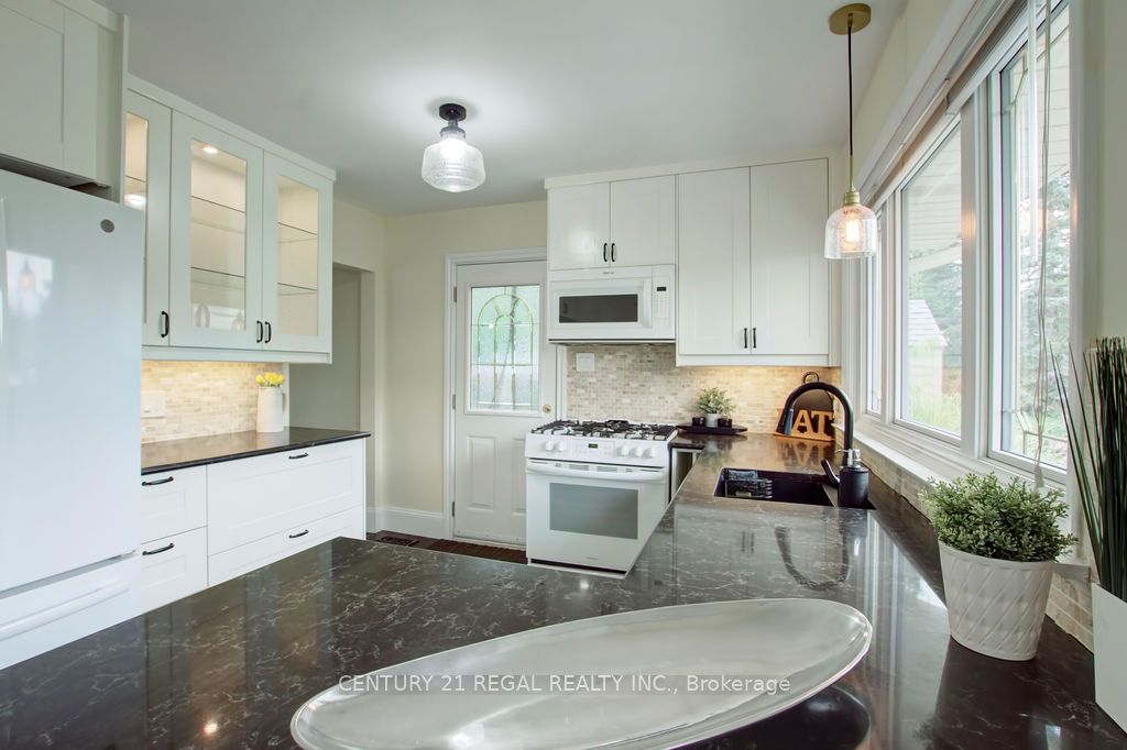 22 Brentwood Drive