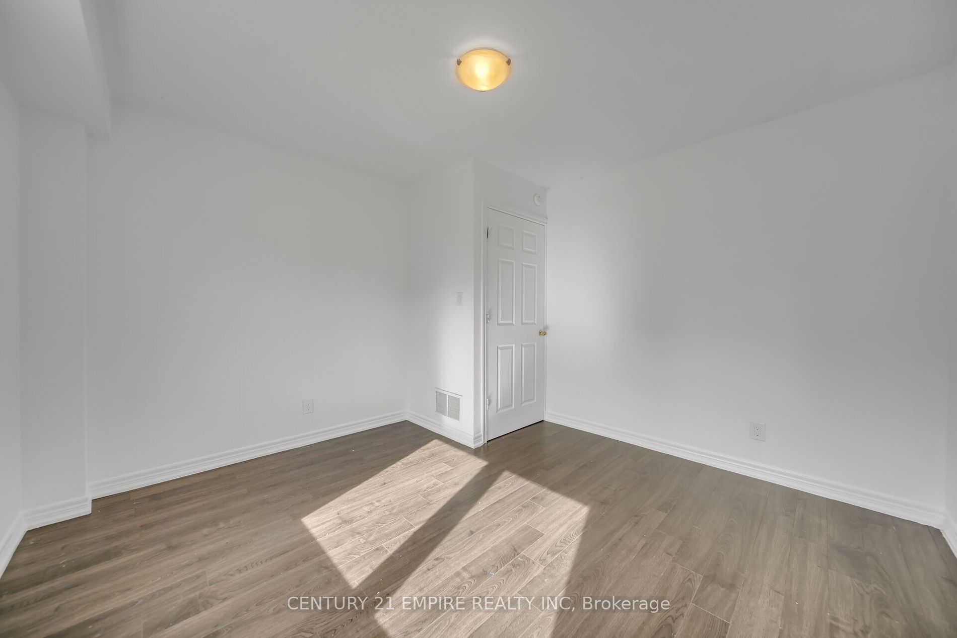 146 Winterberry Boulevard