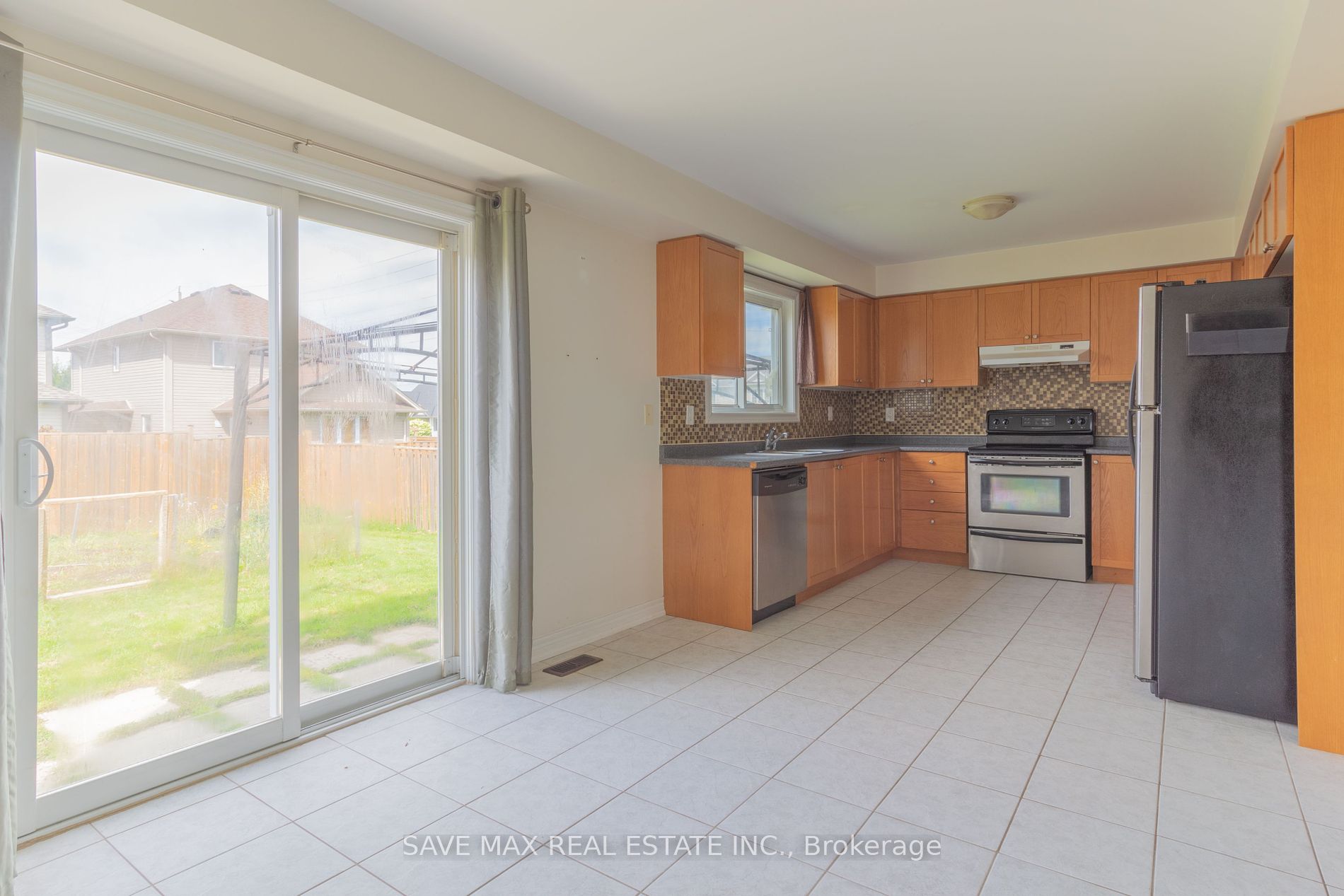 415 Orvis Crescent