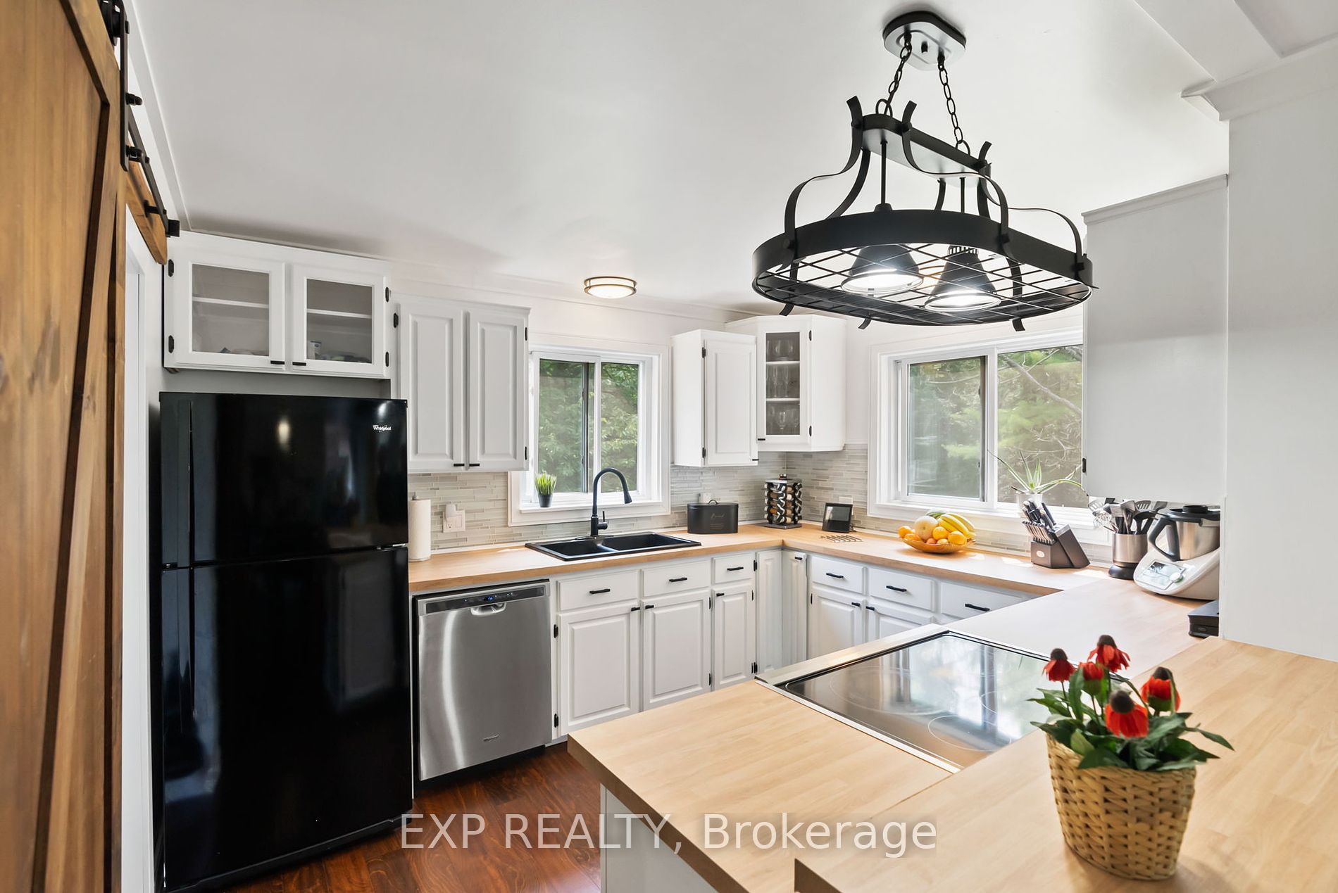 203 Bullis Road