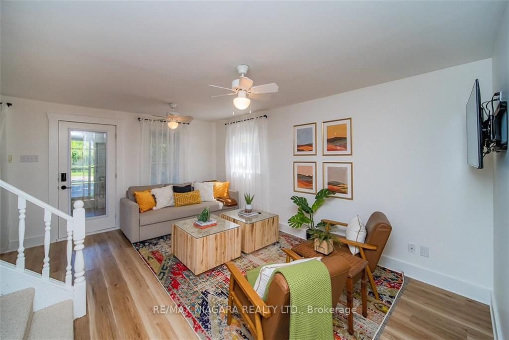 248 Lincoln Road W