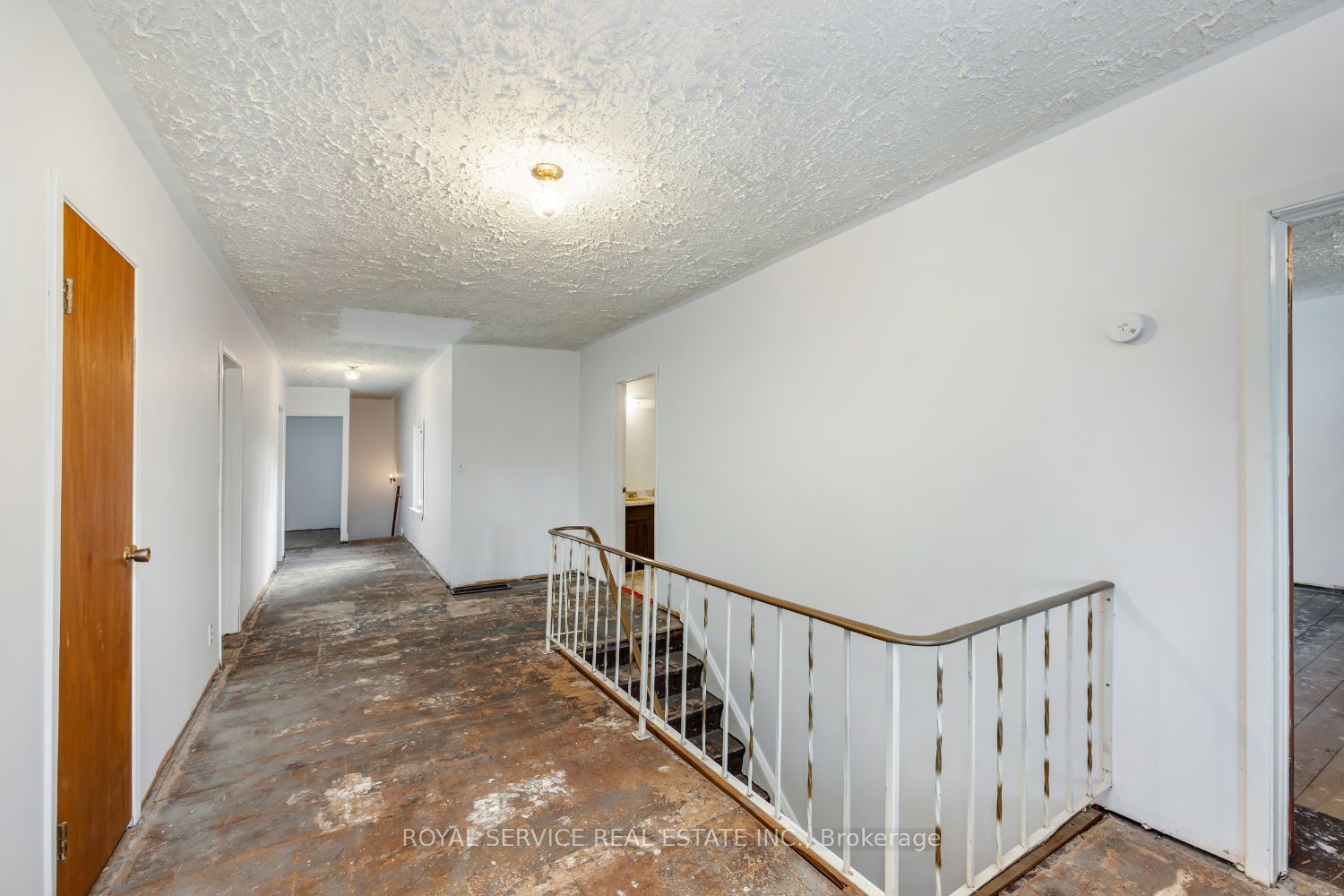 7563 Dale Rd