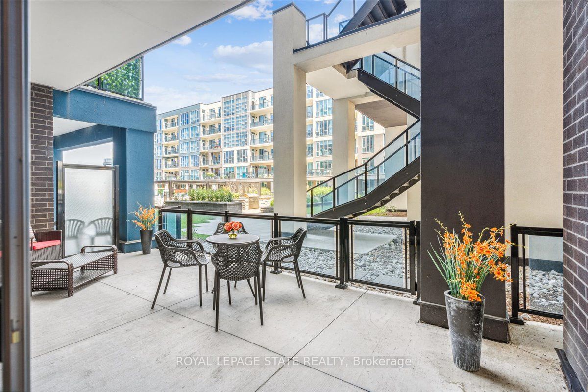 16 Concord Pl, #150