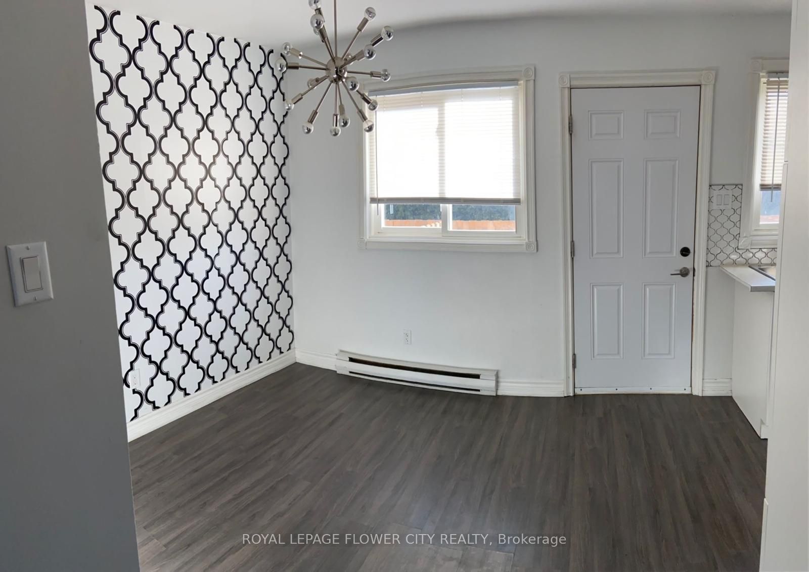 1443 Huron St, #18