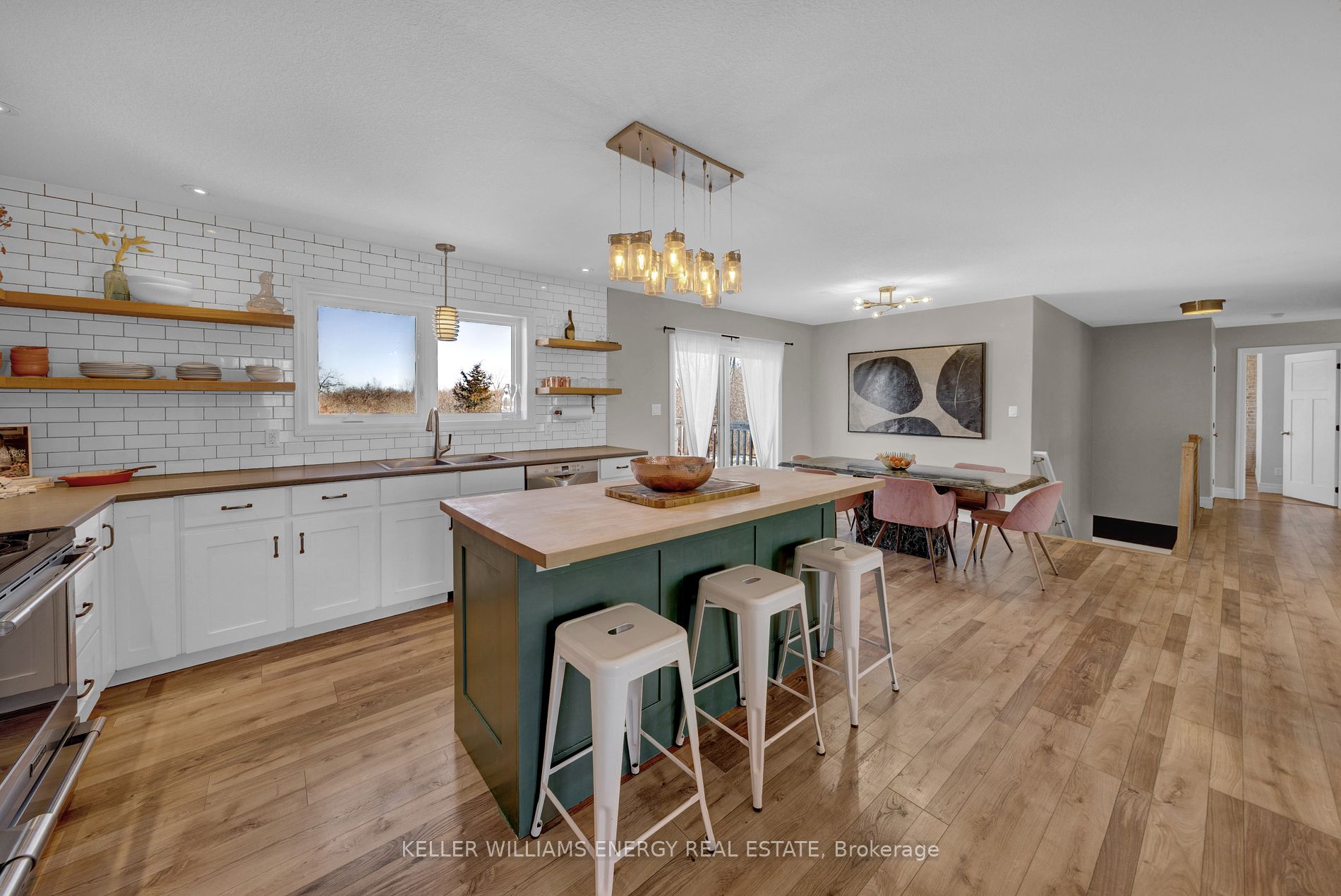 20858 LOYALIST Parkway