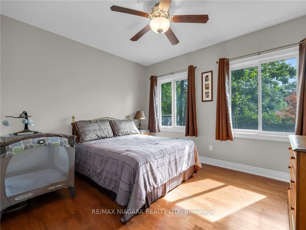 880 Edgemere Road