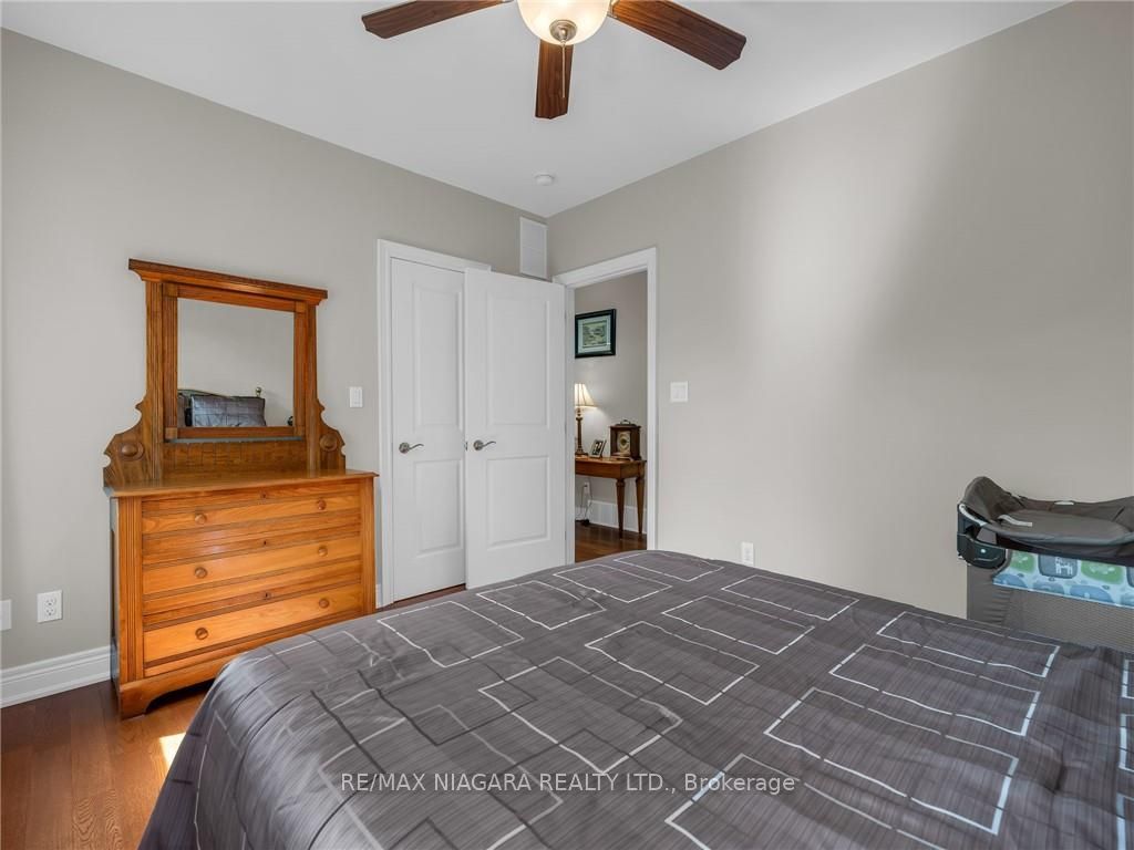 880 Edgemere Road