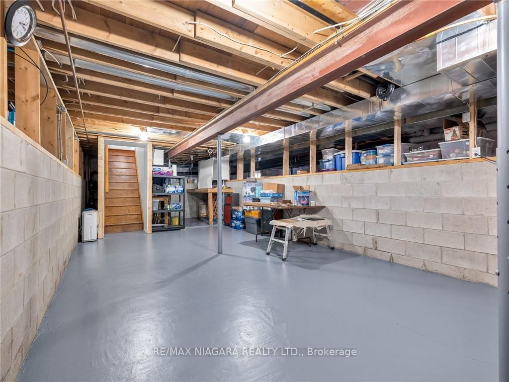 880 Edgemere Road