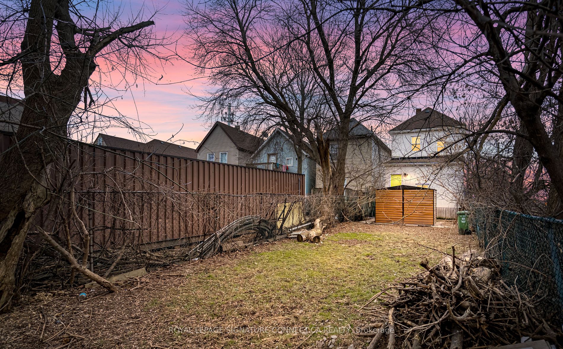 88 Niagara St