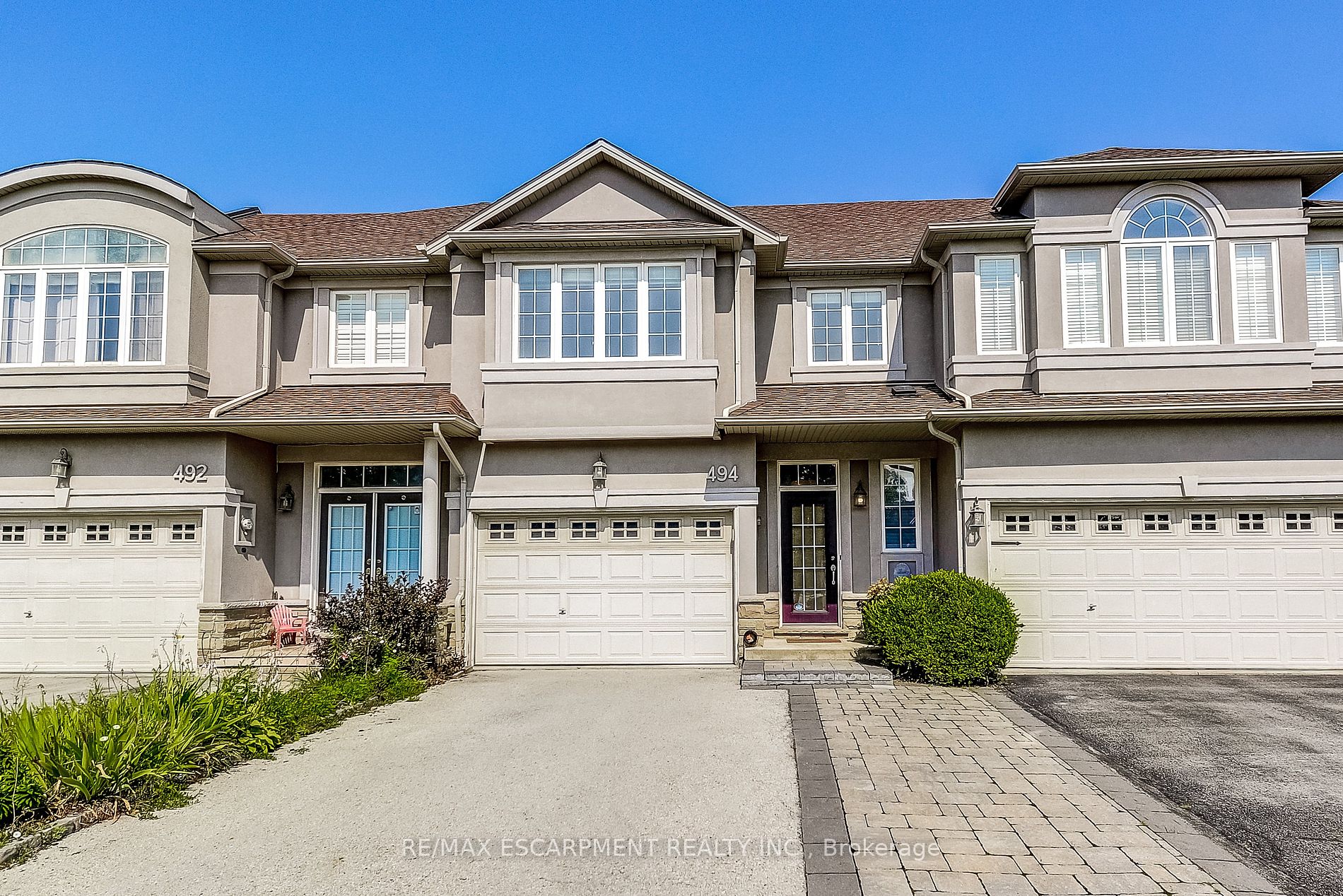 494 STONEHENGE Drive