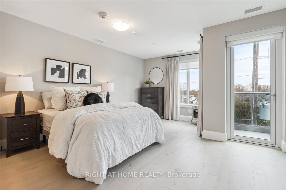 73 Arthur Street S, #101