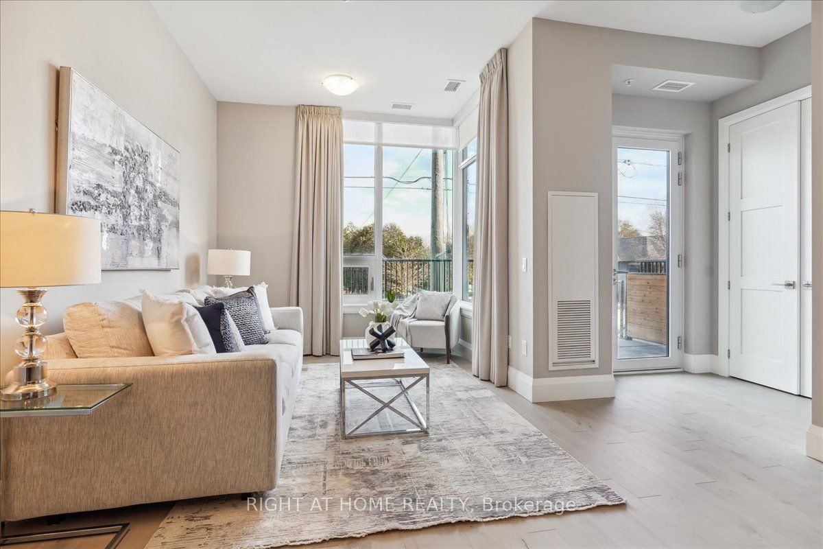 73 Arthur Street S, #101
