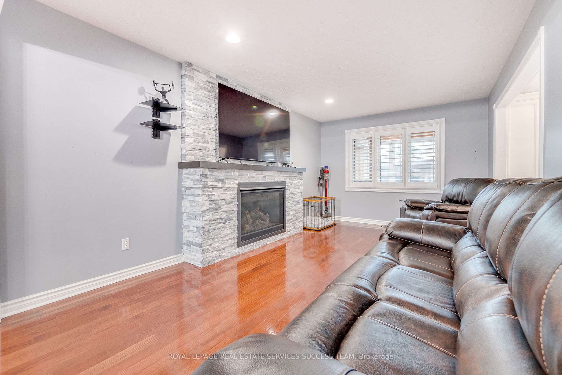 320 Annabelle St