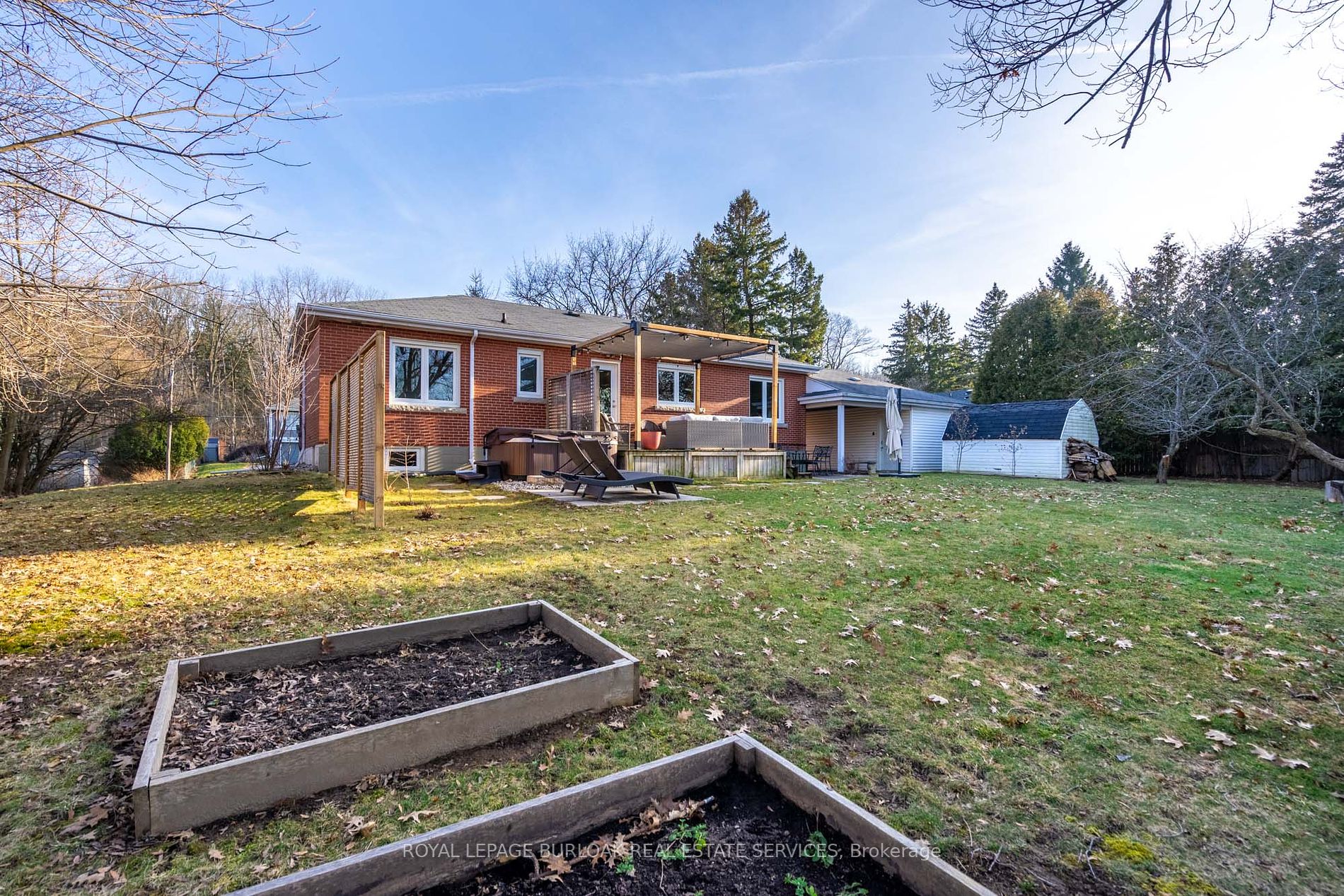 839 Mewburn Road