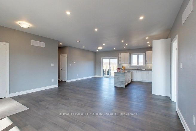 43 Country Crescent