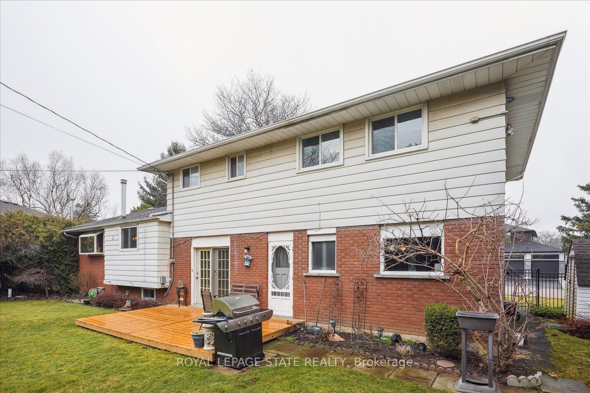 607 Iroquois Ave