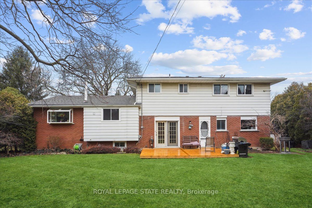 607 Iroquois Ave
