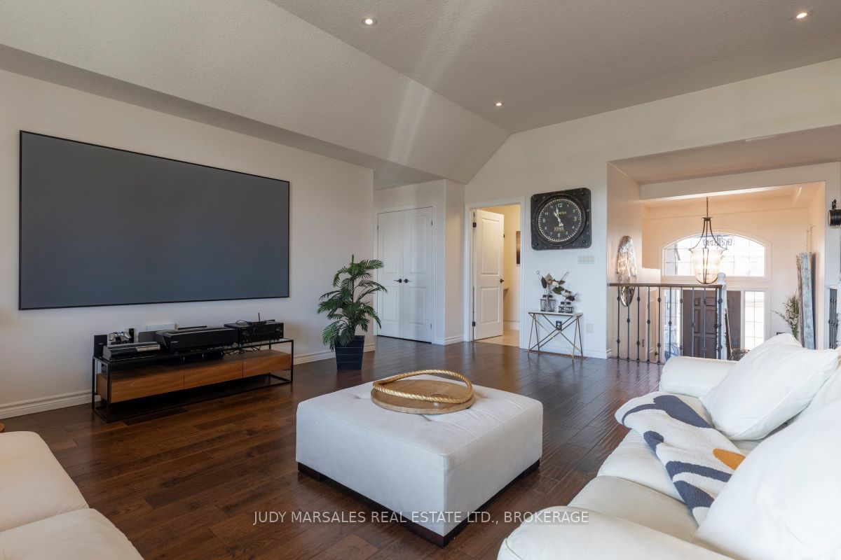 22 Painter Rd